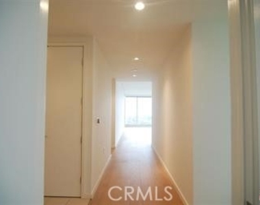 889 Francisco - Photo Thumbnail 14