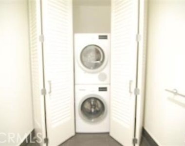 889 Francisco - Photo Thumbnail 29