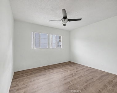 1037 N Curson - Photo Thumbnail 22