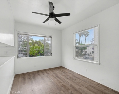 1037 N Curson - Photo Thumbnail 13