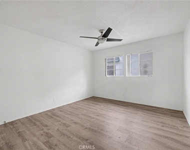 1037 N Curson - Photo Thumbnail 19