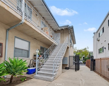 1037 N Curson - Photo Thumbnail 2