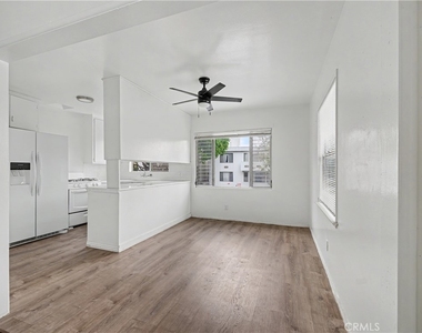 1037 N Curson - Photo Thumbnail 11