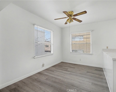 1037 N Curson - Photo Thumbnail 13