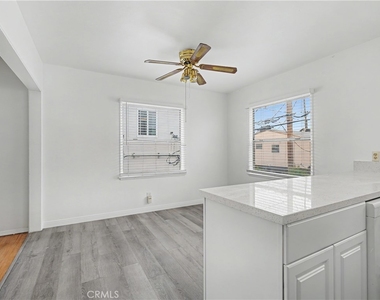 1037 N Curson - Photo Thumbnail 17