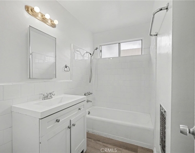 1037 N Curson - Photo Thumbnail 31