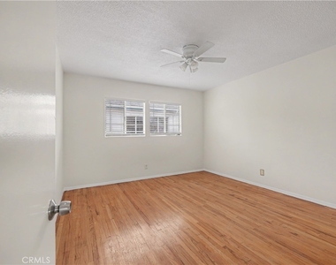 1037 N Curson - Photo Thumbnail 23