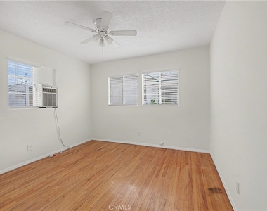 1037 N Curson - Photo Thumbnail 28