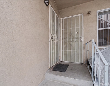 1037 N Curson - Photo Thumbnail 2