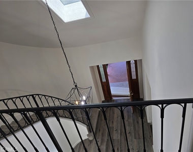 25317 Avenida Ronada - Photo Thumbnail 21