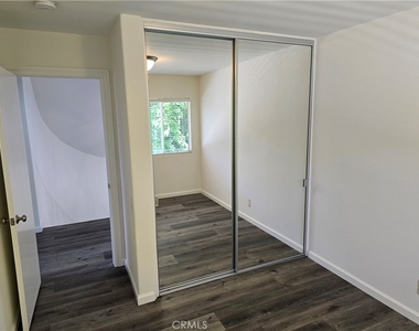 25317 Avenida Ronada - Photo Thumbnail 40