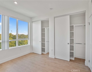 8750 Sepulveda Boulevard - Photo Thumbnail 11