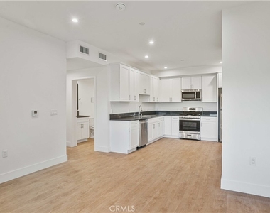 8750 Sepulveda Boulevard - Photo Thumbnail 6