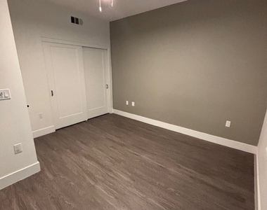 8016 Santa Fe Springs - Photo Thumbnail 10