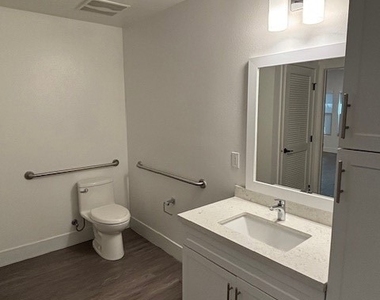 8016 Santa Fe Springs - Photo Thumbnail 14