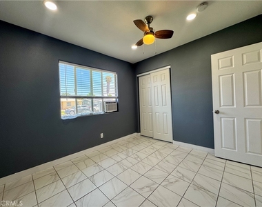 1211 N Siesta Street - Photo Thumbnail 12