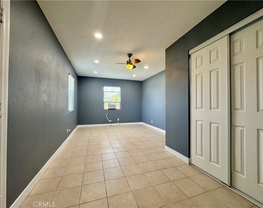 1211 N Siesta Street - Photo Thumbnail 15