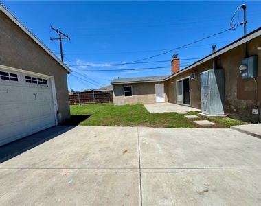 1211 N Siesta Street - Photo Thumbnail 17