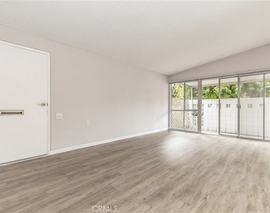735 Avenida Majorca - Photo Thumbnail 6