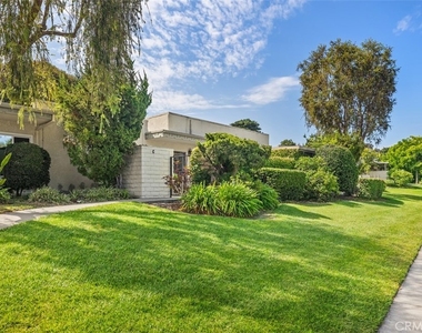 956 Calle Aragon - Photo Thumbnail 2