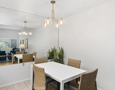 956 Calle Aragon - Photo Thumbnail 15
