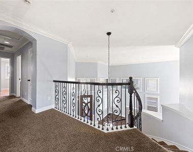 5953 Park Crest - Photo Thumbnail 12