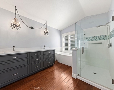 5953 Park Crest - Photo Thumbnail 15