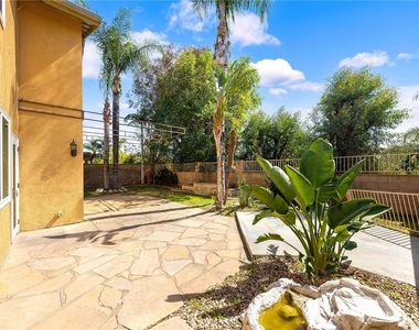 5953 Park Crest - Photo Thumbnail 21
