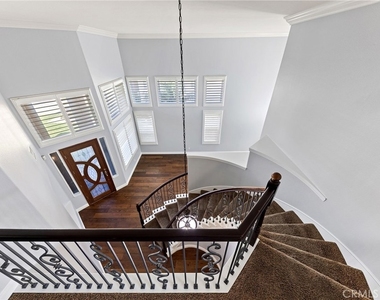5953 Park Crest - Photo Thumbnail 11