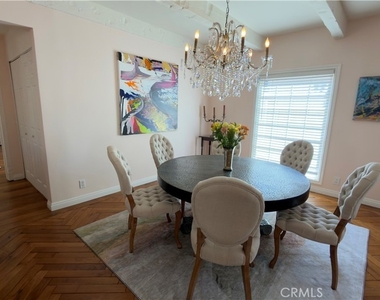327 Aster - Photo Thumbnail 6
