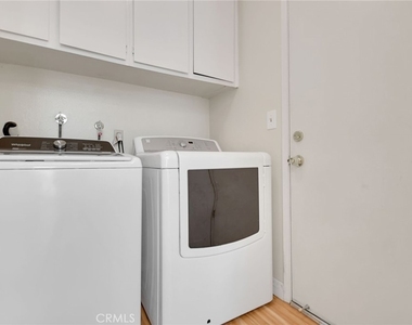 1460 Forest Glen - Photo Thumbnail 12