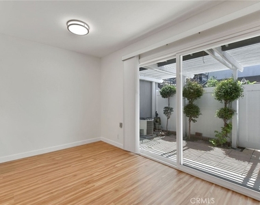 1460 Forest Glen - Photo Thumbnail 7
