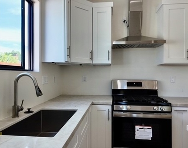 4871 Independence Street - Photo Thumbnail 4