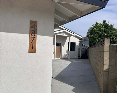 4871 Independence Street - Photo Thumbnail 15