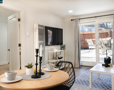 4815 Appian Way - Photo Thumbnail 1