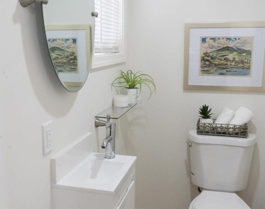 4815 Appian Way - Photo Thumbnail 12
