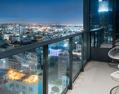 801 S Olive Street - Photo Thumbnail 33