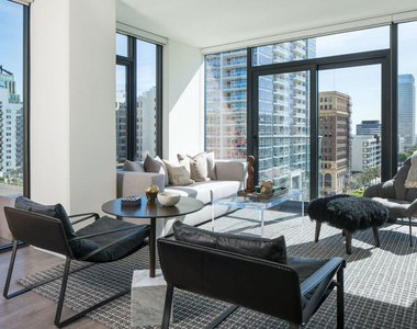 801 S Olive Street - Photo Thumbnail 37