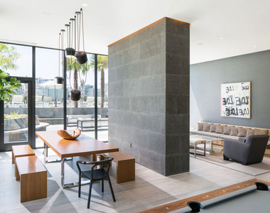 801 S Olive Street - Photo Thumbnail 44