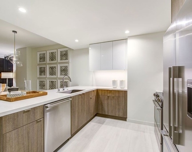 801 S Olive Street - Photo Thumbnail 30