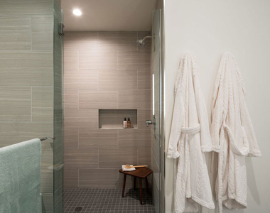 801 S Olive Street - Photo Thumbnail 42