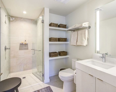 801 S Olive Street - Photo Thumbnail 27