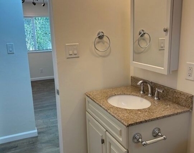 36 Brooks Avenue - Photo Thumbnail 13