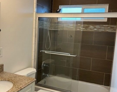 36 Brooks Avenue - Photo Thumbnail 12