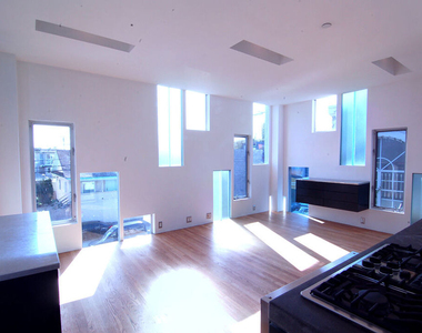 116 Pacific Avenue - Photo Thumbnail 16