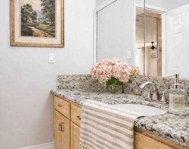 4255 W 5th Street - Photo Thumbnail 6