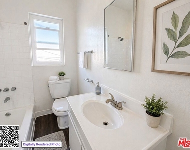 1133 W 36th Place - Photo Thumbnail 6