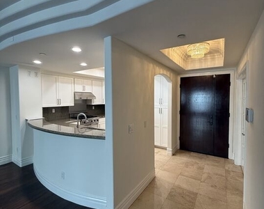 12021 Guerin Street - Photo Thumbnail 4