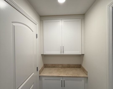 12021 Guerin Street - Photo Thumbnail 8