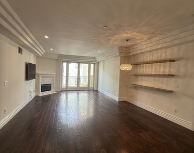 12021 Guerin Street - Photo Thumbnail 5